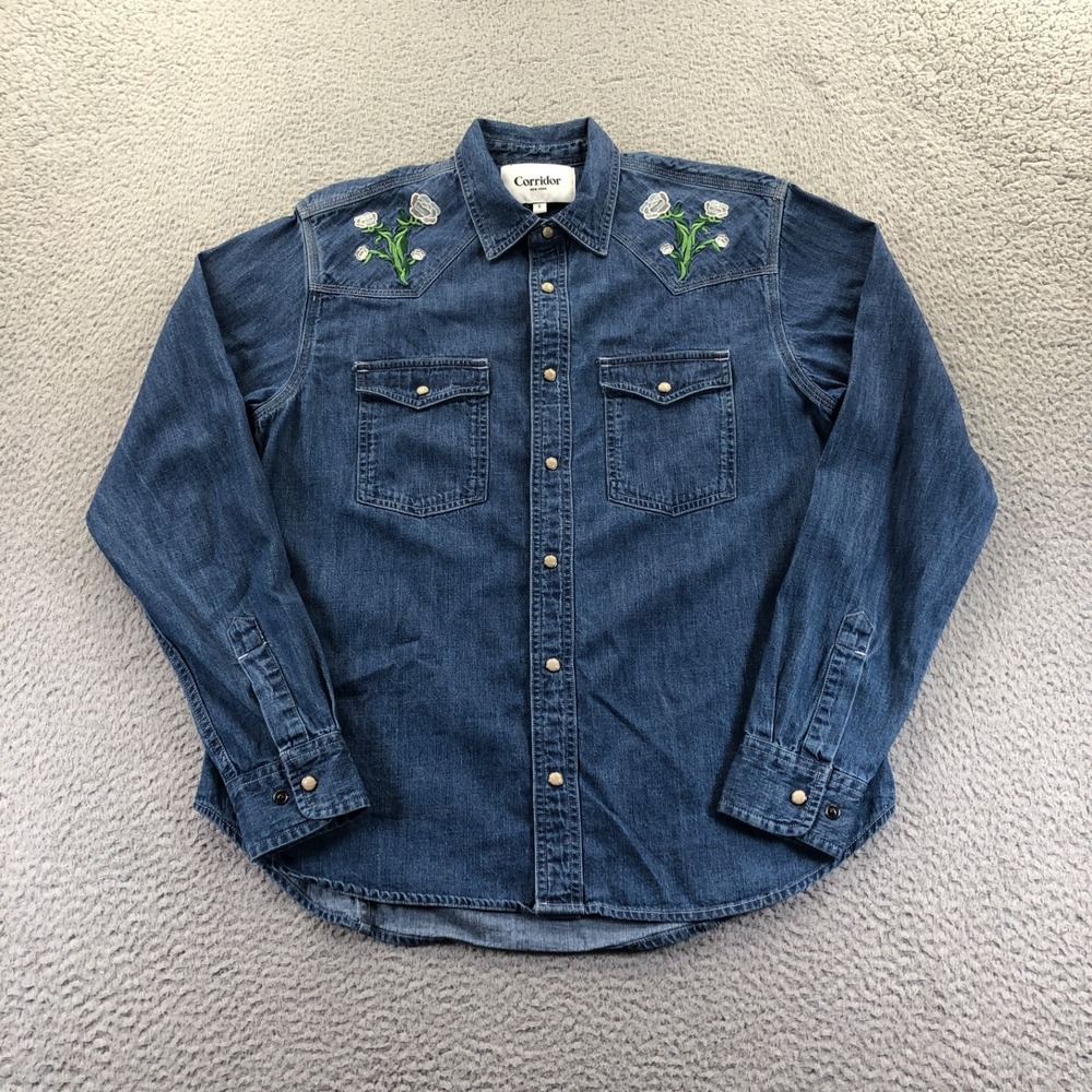 Corridor NYC Shirt Mens Small Blue Denim Western Embroidered Pearl Snap Gaucho